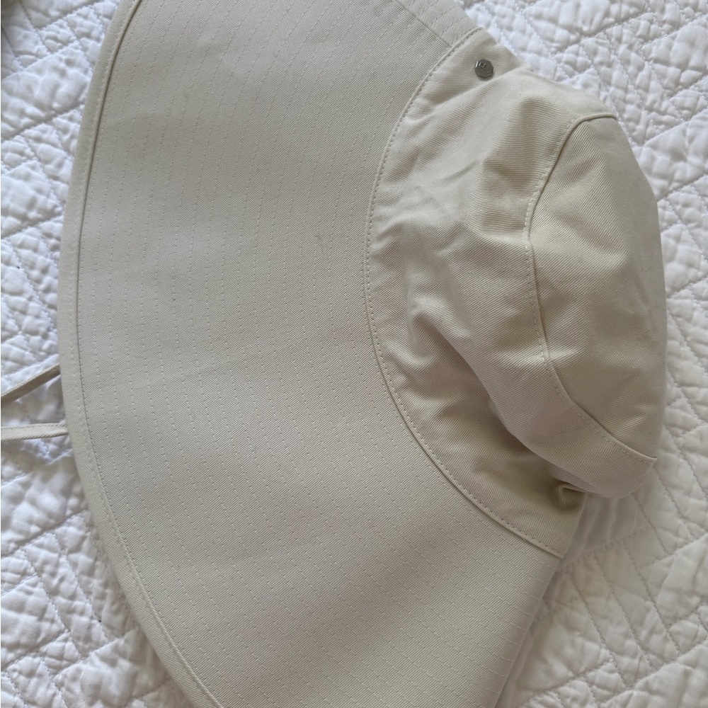 Wide-Brim Sun Hat in Light Beige Solbari  NWOT